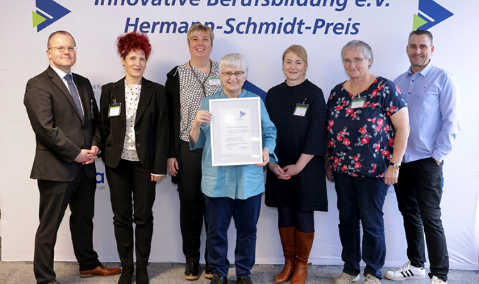 Gruppenfoto Hermann-Schmidt-Preisträger 2023