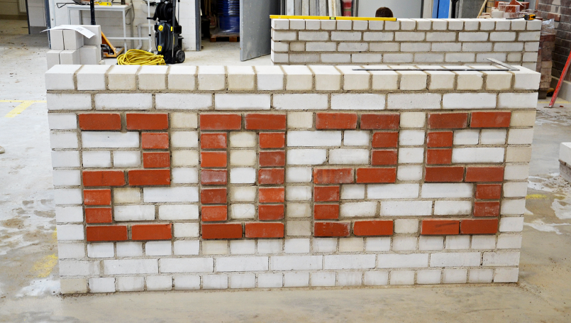 German Craft Skills 2025 – fertiges Werkstück mit Motiv 2025