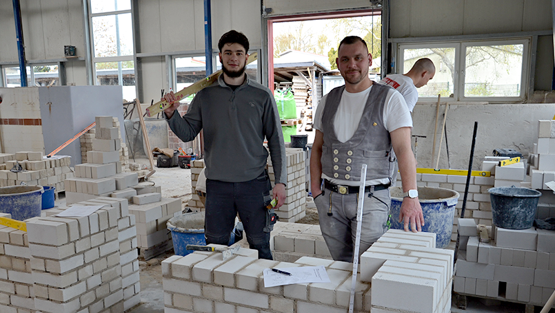 Angehende Meister im Maurer- und Betonbauer-Handwerk