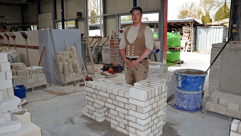 Angehende Meister im Maurer- und Betonbauer-Handwerk
