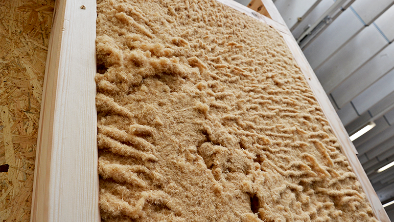 Naturheld FLOW Einblasdämmung nach Entfernen der Dämmplatten