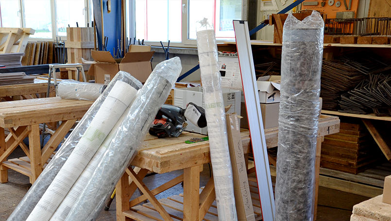 Verschiedene Luftdichtungs- und Fassadenbahnen