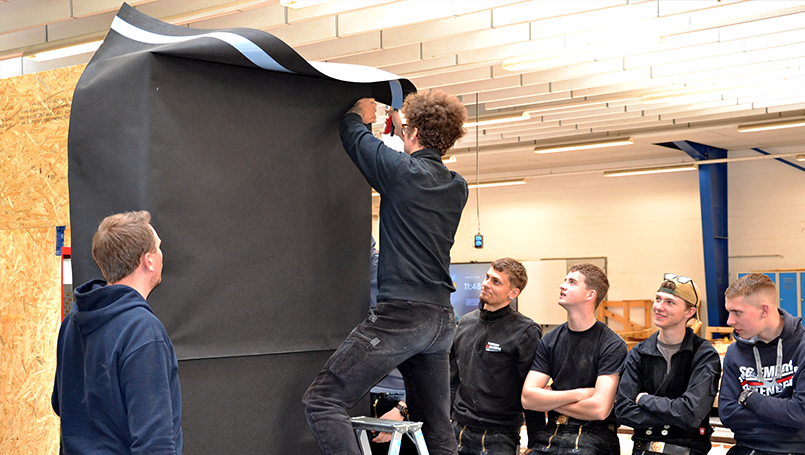 Anbringen der Fassadenbahn SOLITEX FRONTA QUATTRO