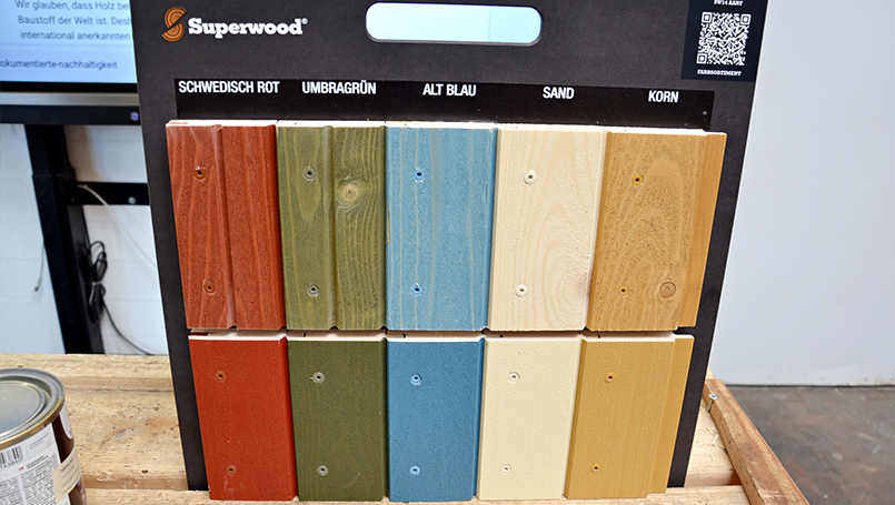Superwood Farbmuster – Lasuren (oben) und deckende Farben (unten)