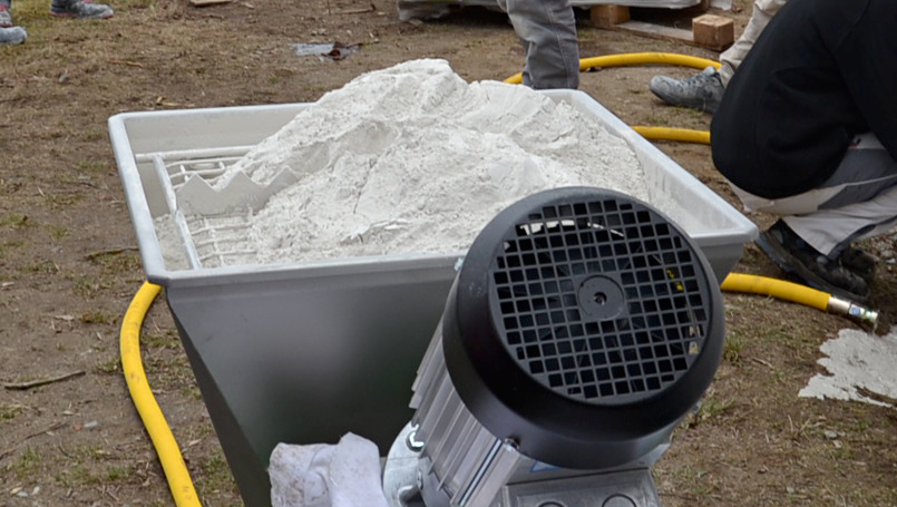 Bodenausgleich mit der INOTEC GmbH und Sievert Bau­stoffe SE & Co. KG