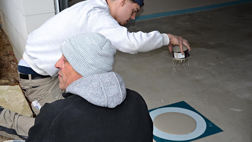 Bodenausgleich mit der INOTEC GmbH und Sievert Bau­stoffe SE & Co. KG