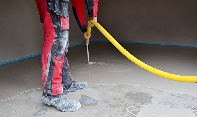 Bodenausgleich mit der INOTEC GmbH und Sievert Bau­stoffe SE & Co. KG