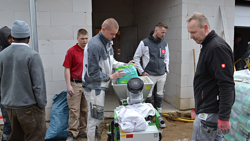 Bodenausgleich mit der INOTEC GmbH und Sievert Bau­stoffe SE & Co. KG
