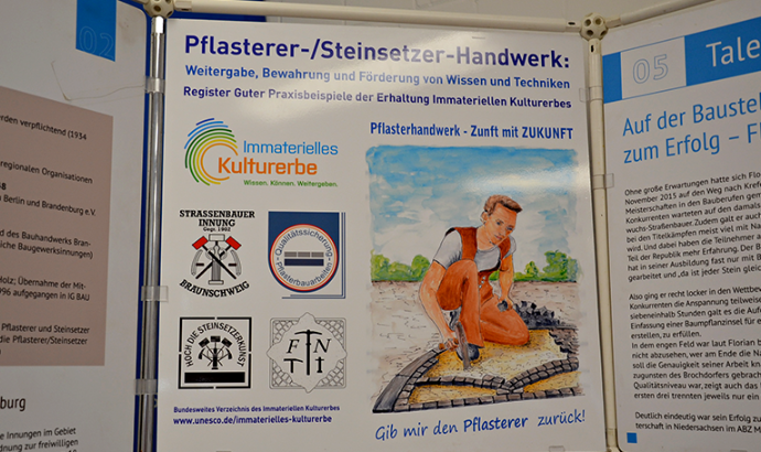 Wanderausstellung „Pflasterhandwerk – Zunft mit Zukunft“